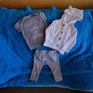 Baby clothes